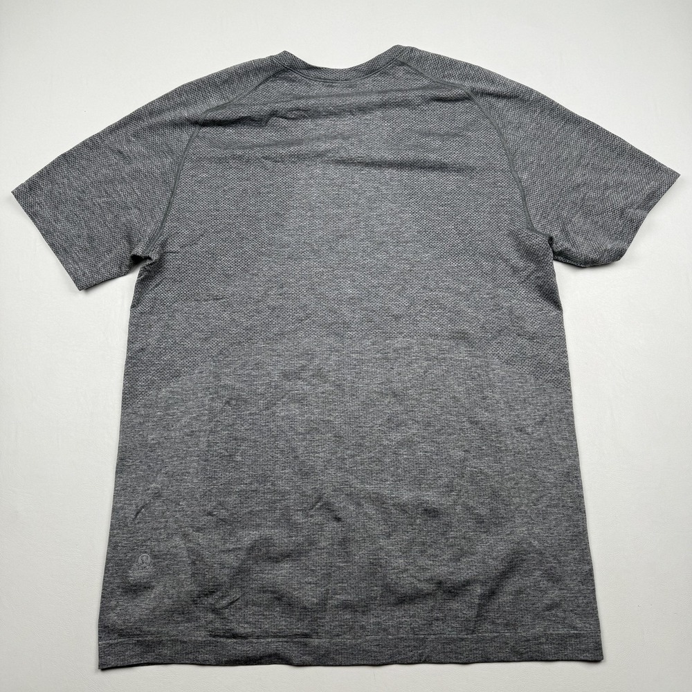 Lululemon Shirt Mens Medium Gray Live In Practice Athletic Tee Performance - Picture 5 of 7